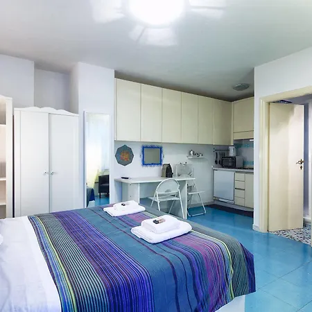 Colosseum Maximus Hotel *